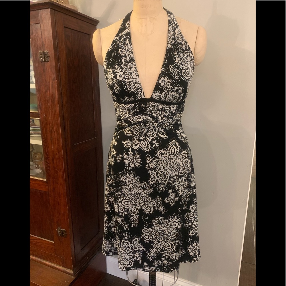 White House Black Market Halter Dress sz 0